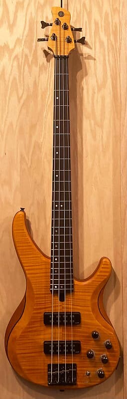 

Бас-гитара Yamaha TRBX604FMMA Matte Amber TRBX604FMMA Bass Guitar