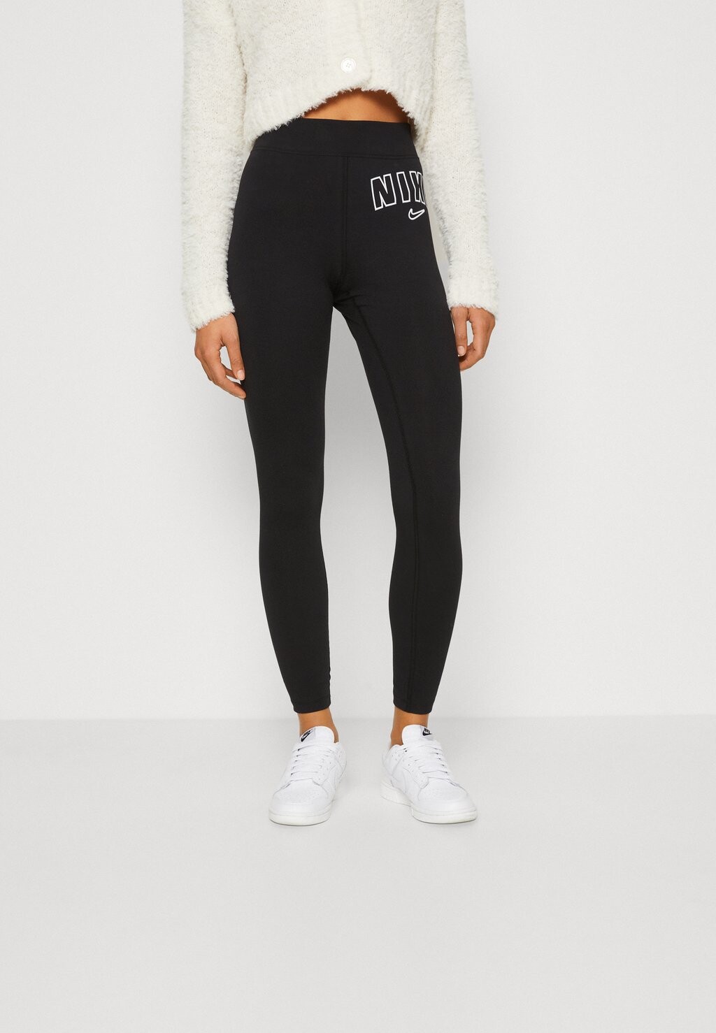 

Леггинсы Nike