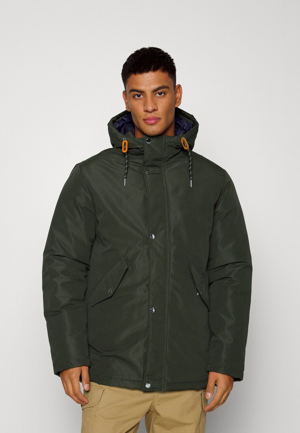 

Пальто зимнее Jack & Jones, темно-зеленый