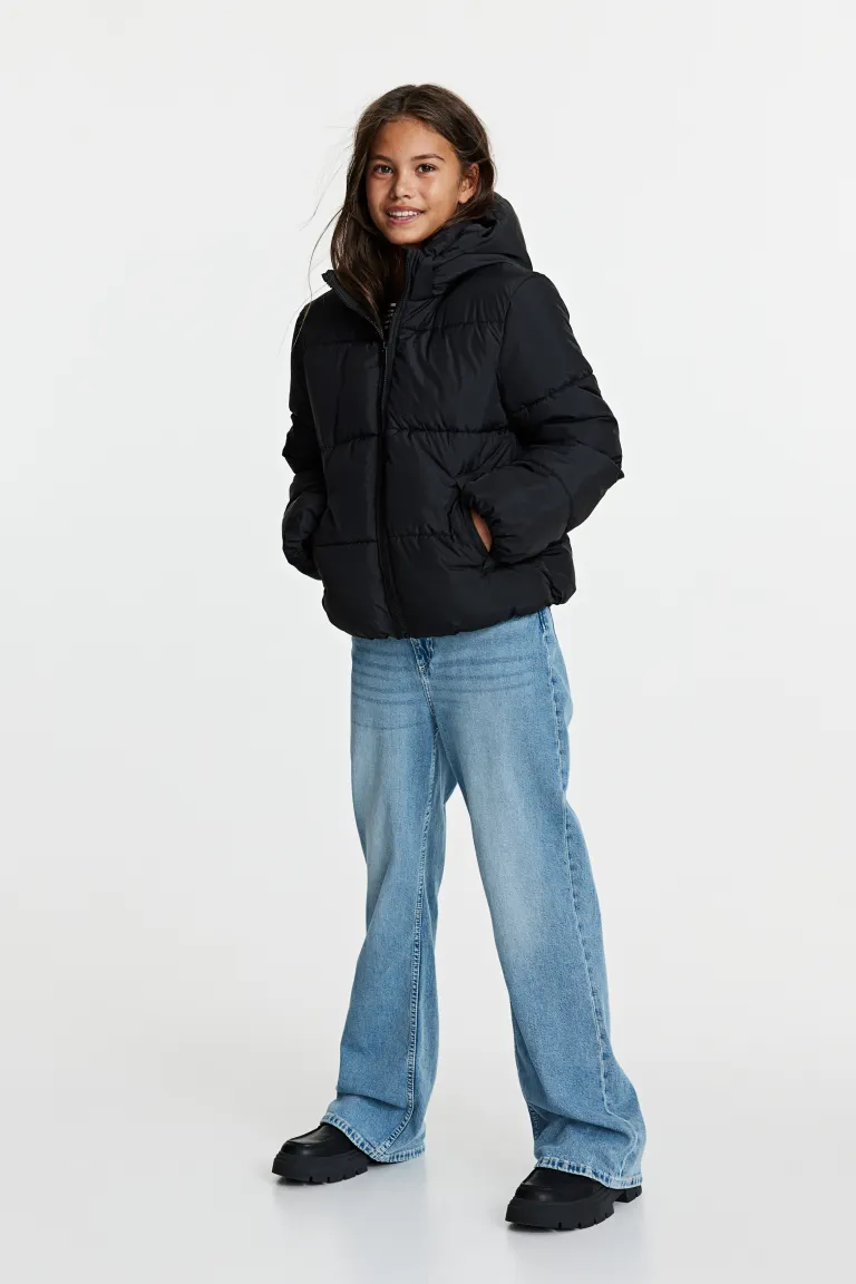 Стеганая куртка с капюшоном H&M, черный стеганая куртка с капюшоном h