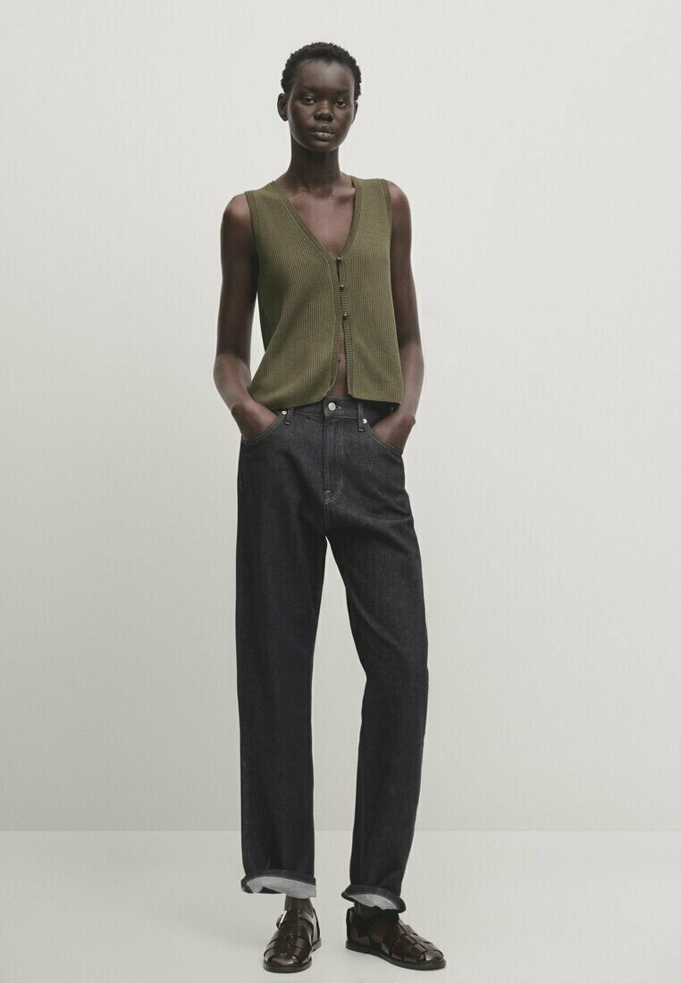 

Жилет Massimo Dutti, цвет green