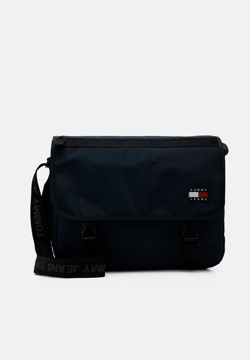 

Сумка через плечо DAILY MESSENGER Tommy Jeans, цвет dark night navy