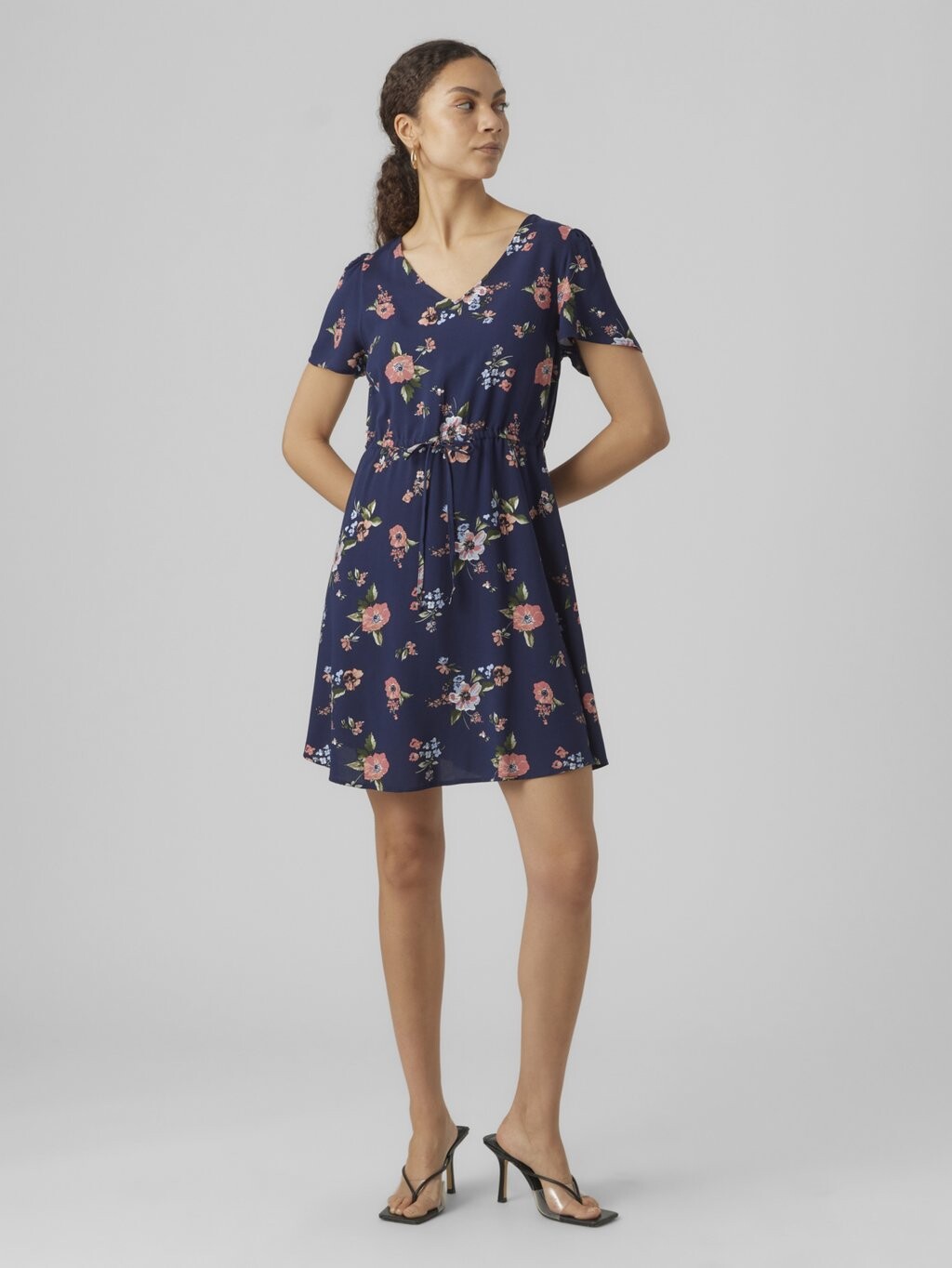 

Летнее платье Vero Moda, темно-синий