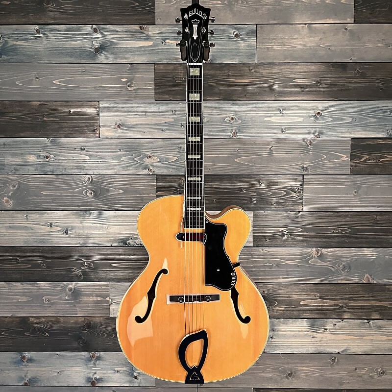 

Электрогитара Guild A-150 Hollowbody Guitar - Savory Blonde