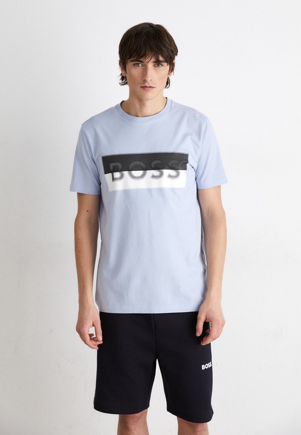 

Футболка с принтом TEE BOSS, цвет bright purple
