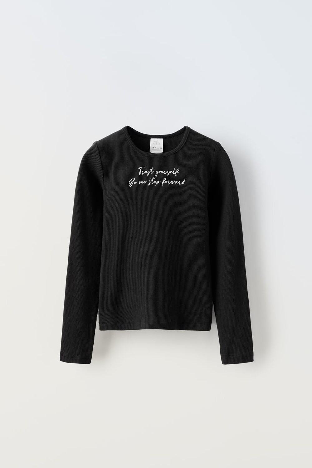

Футболка в ребрику со слоганом ZARA, черный