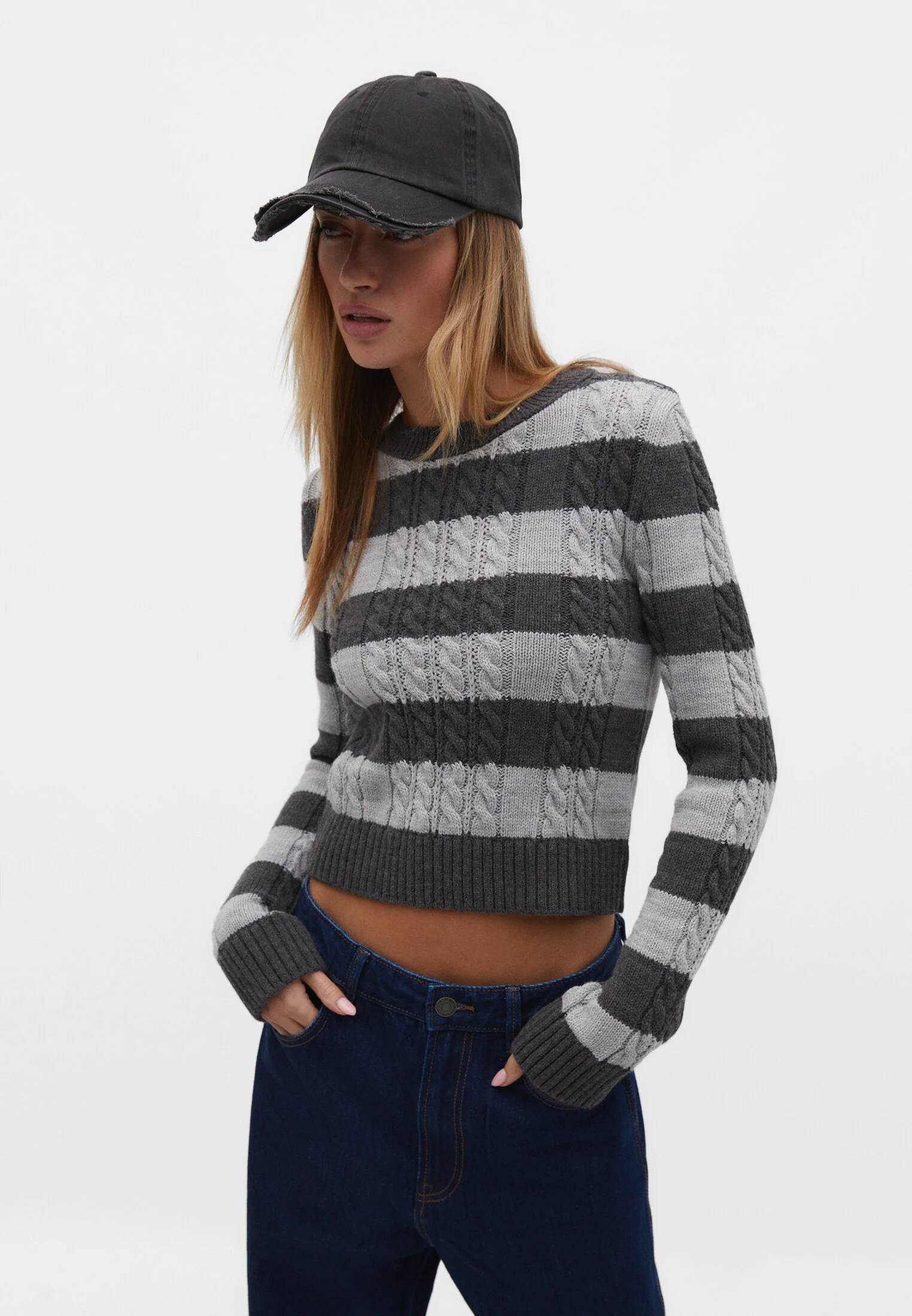 

Свитер косой вязки Stradivarius, серый