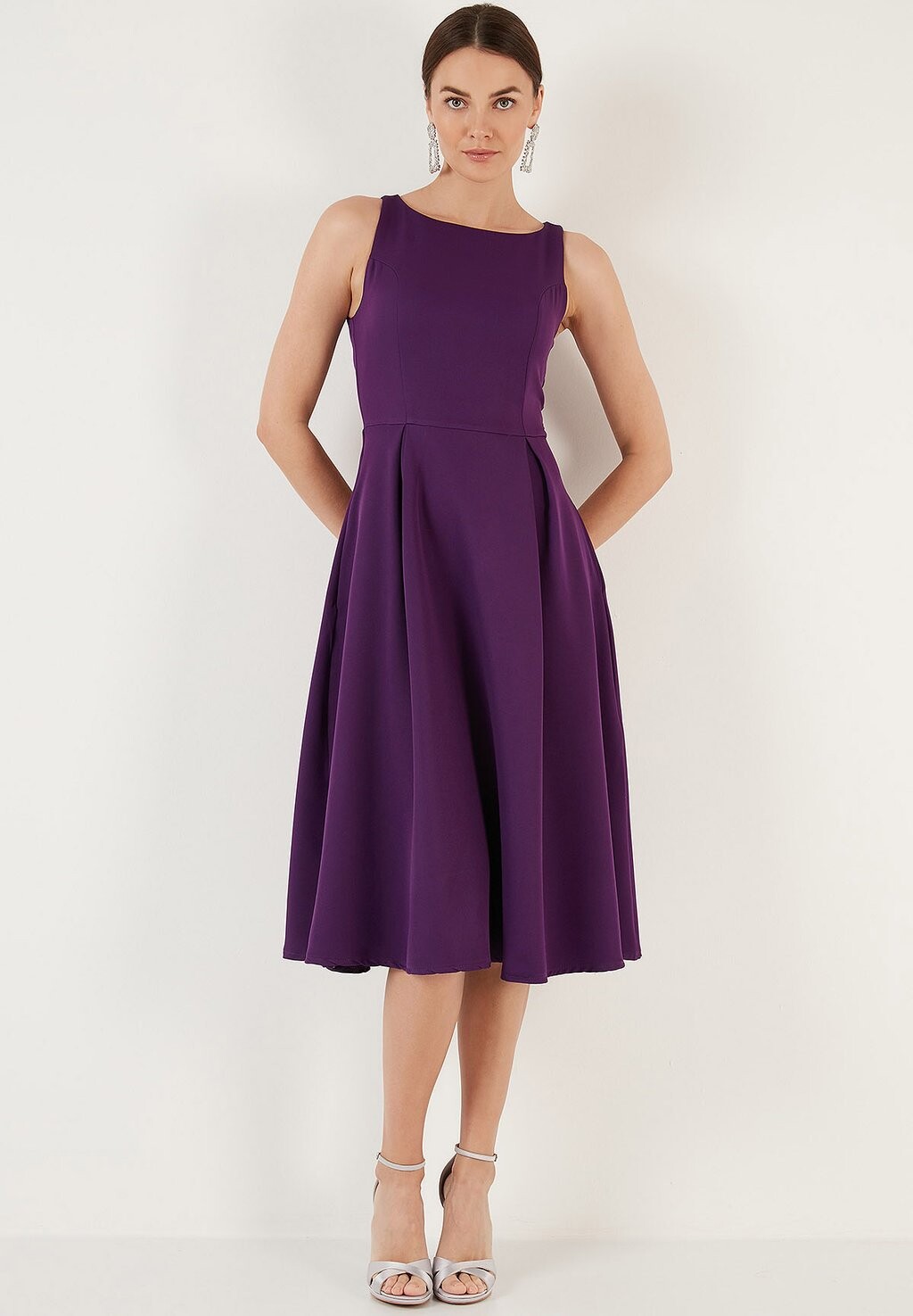 

Коктейльное платье LELA, фиолетовый