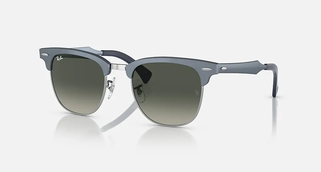 

Солнцезащитные очки Ray-Ban CLUBMASTER ALUMINUM, серый