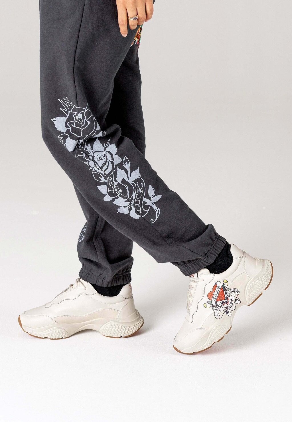

Низкие кроссовки Ed Hardy