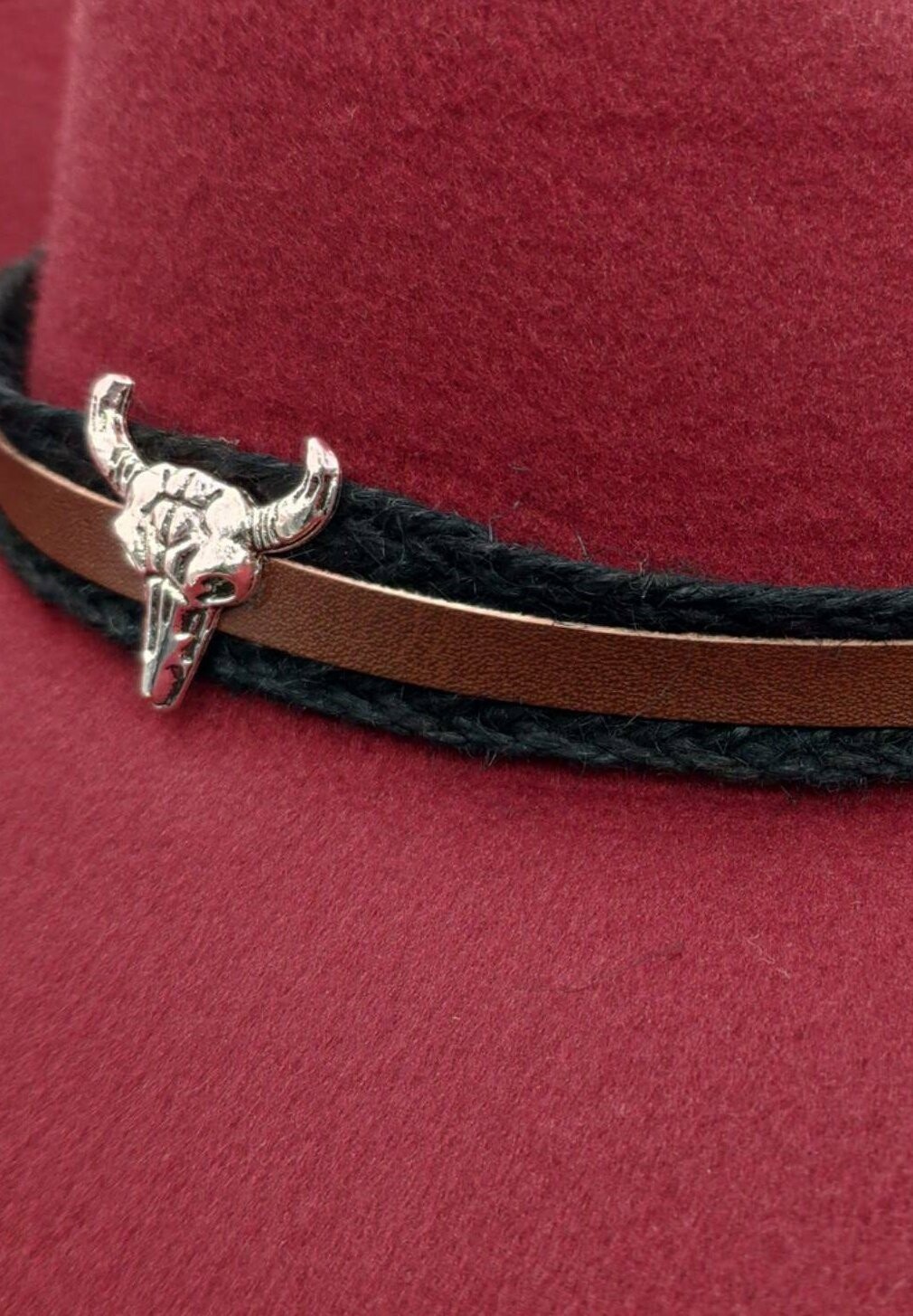 

Шапка Cowboy Yalion, темно-красная