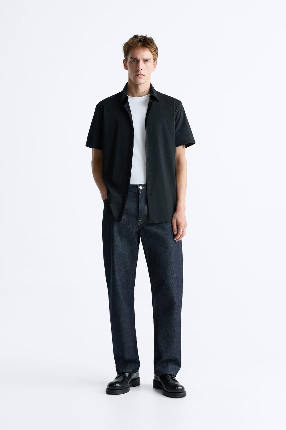 

Эластичная рубашка с коротким рукавом ZARA, черный