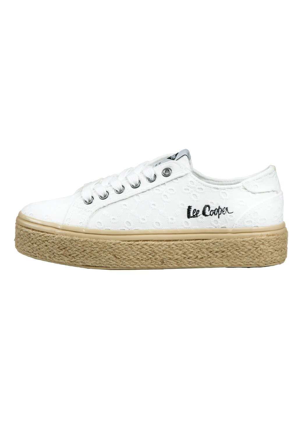 

Кроссовки на шнуровке Lee Cooper, белый