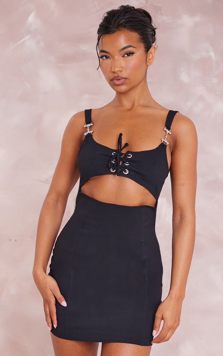 

PrettyLittleThing Черное облегающее платье из эластичной ткани со шнуровкой