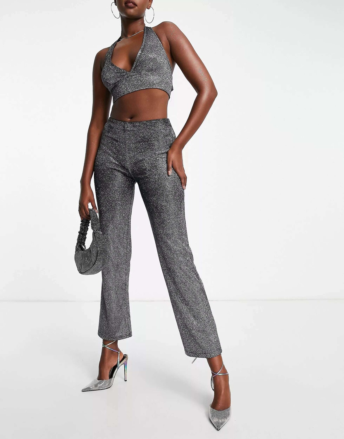 

Сияющие серебристые брюки прямого кроя ASOS
