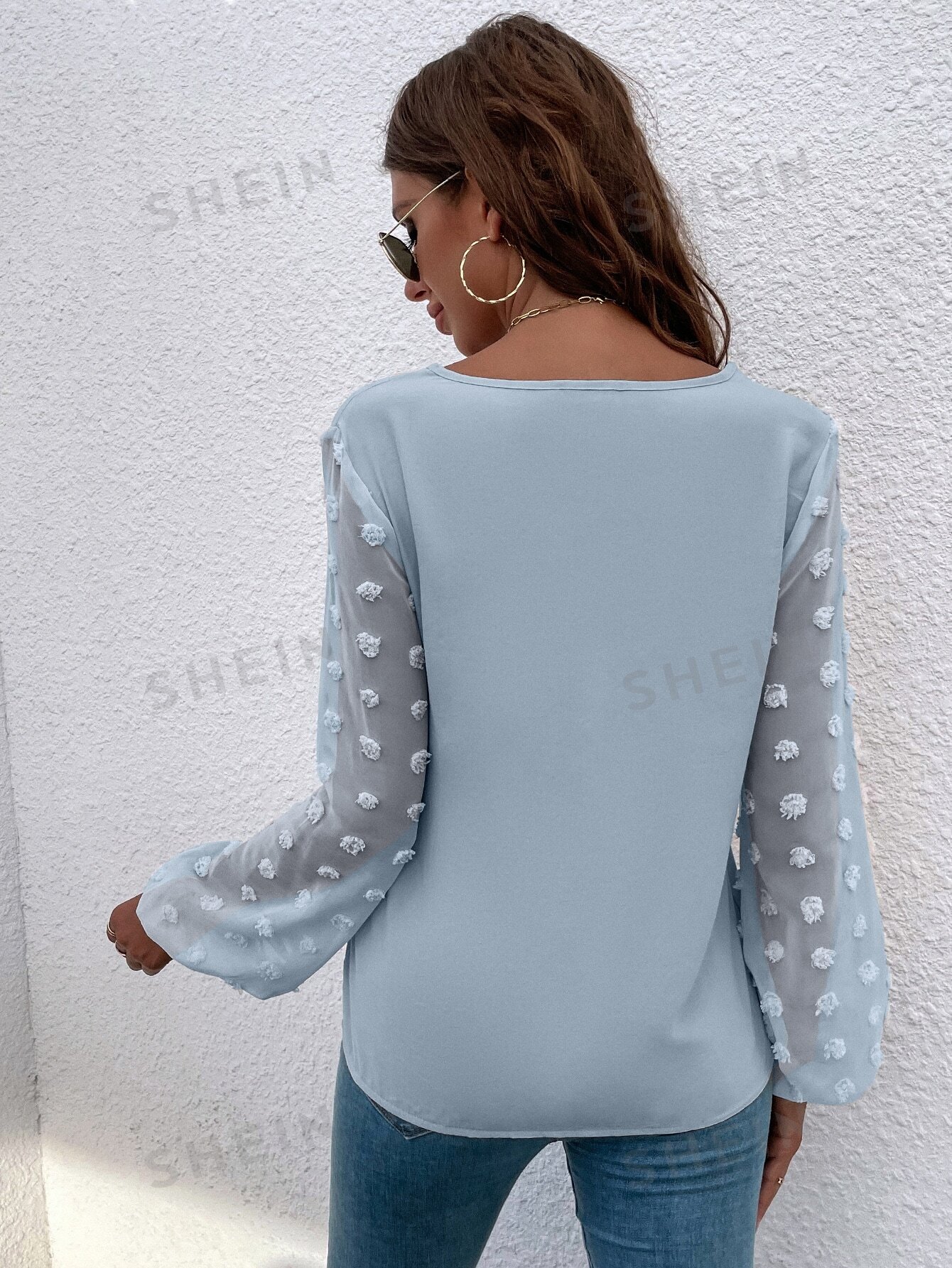 SHEIN LUNE Сетчатая лоскутная рубашка с V-образным вырезом и рукавами-фонариками, голубые цена и фото