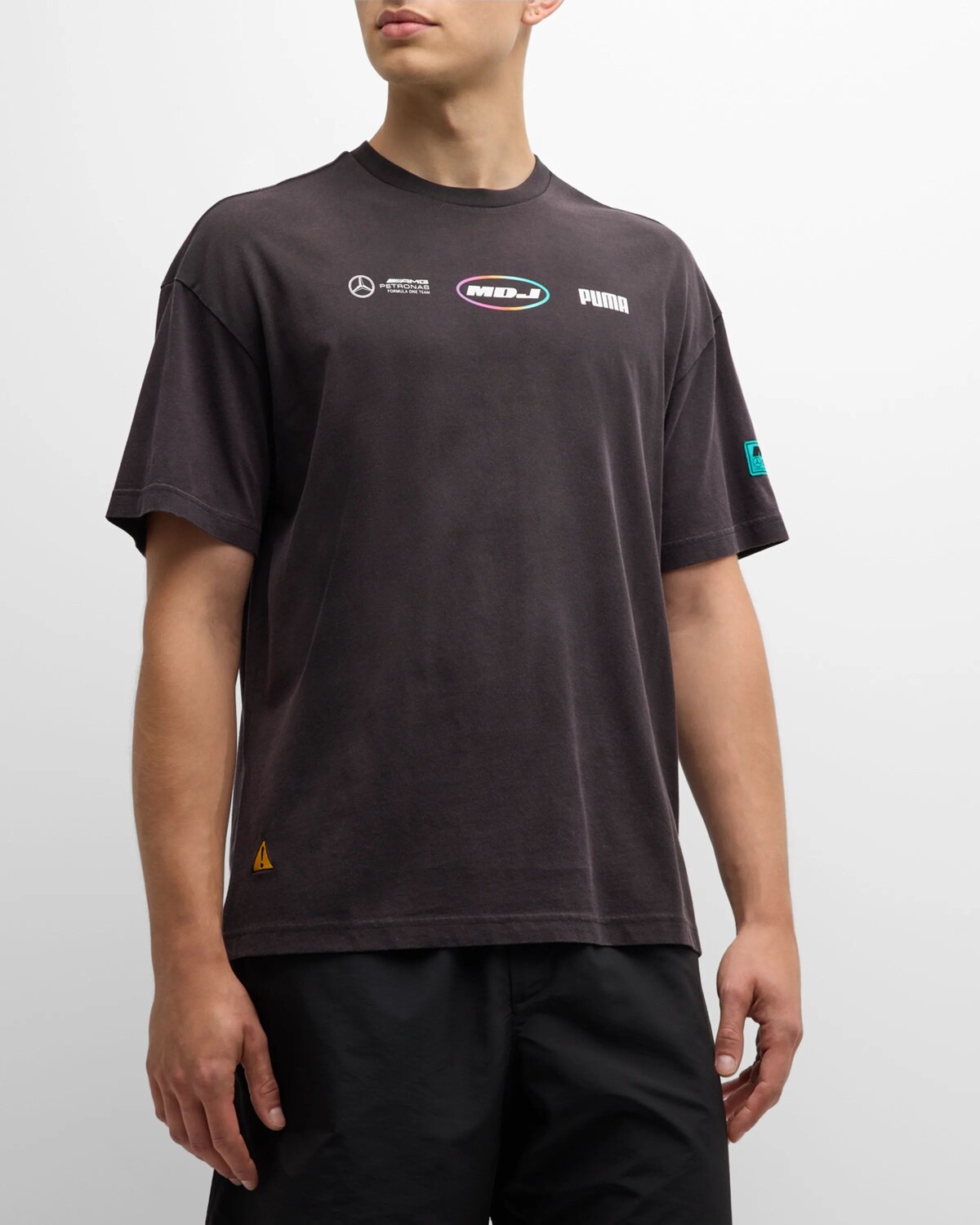 

Мужская футболка Mercedes-AMG Petronas F1 x Mad Dog Jones Puma, цвет Black
