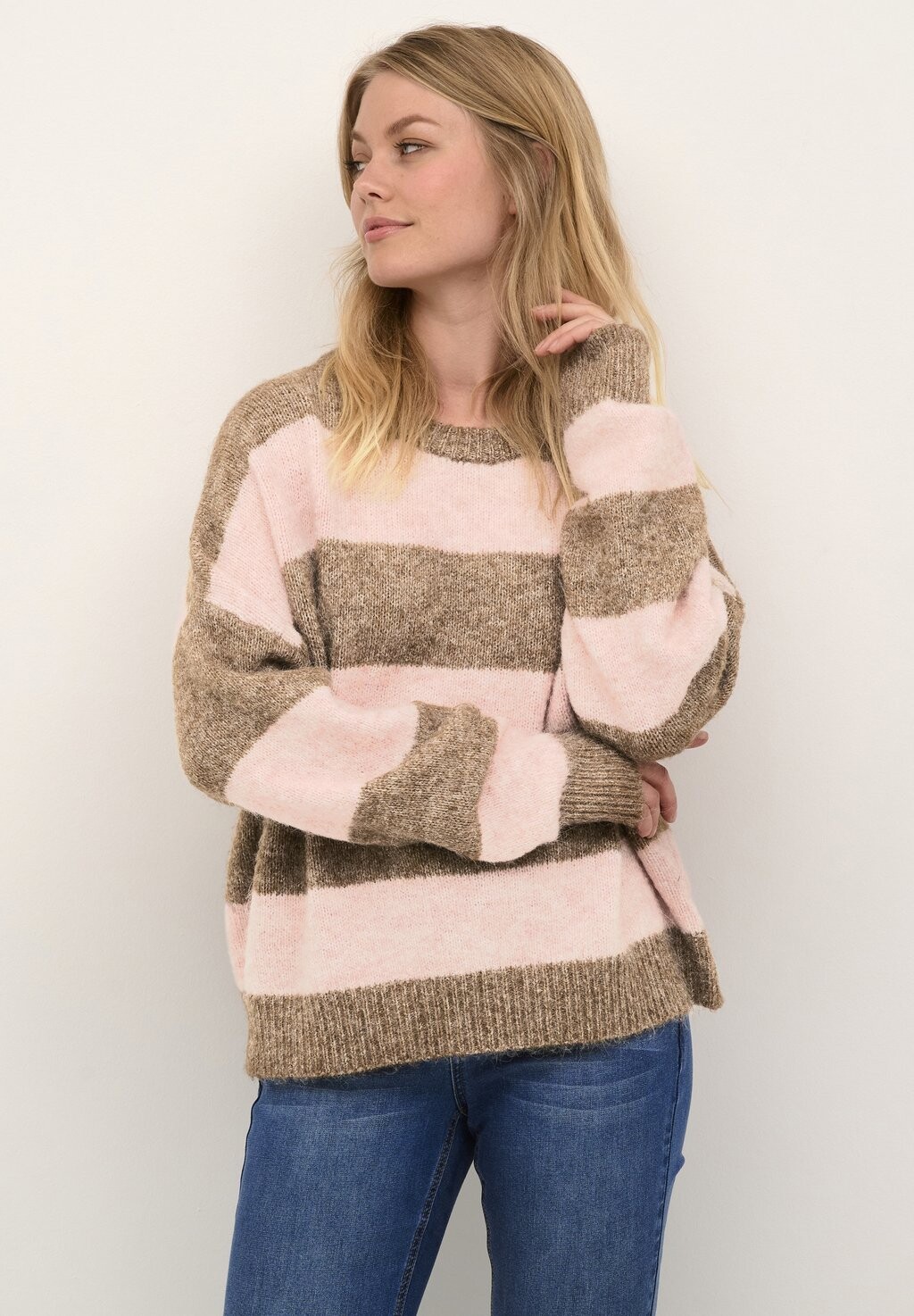 

Свитшот Culture KIMMY, цвет rain drum melange stripe