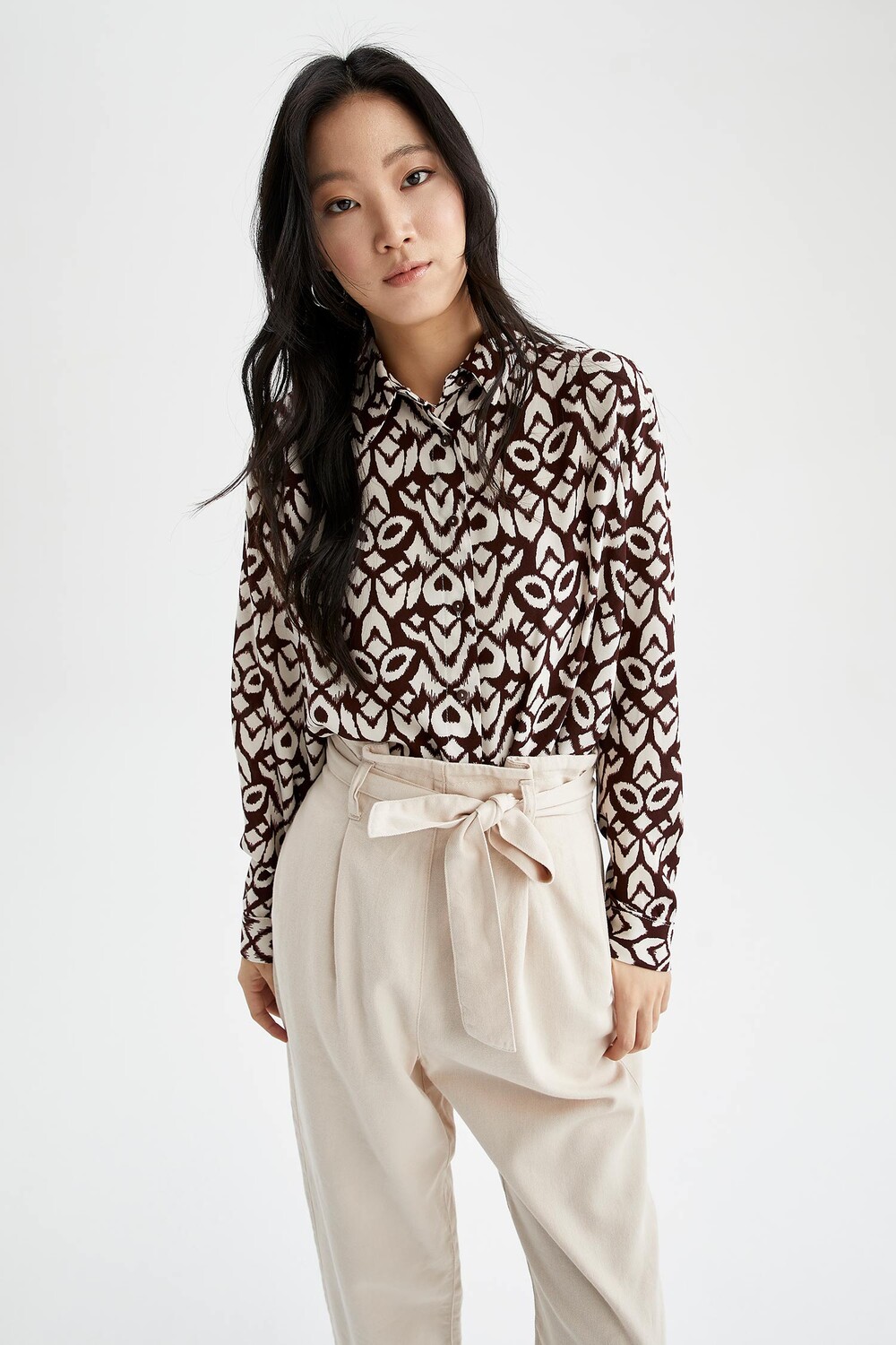 

Блуза DeFacto Hemd REGULAR FIT, коричневый