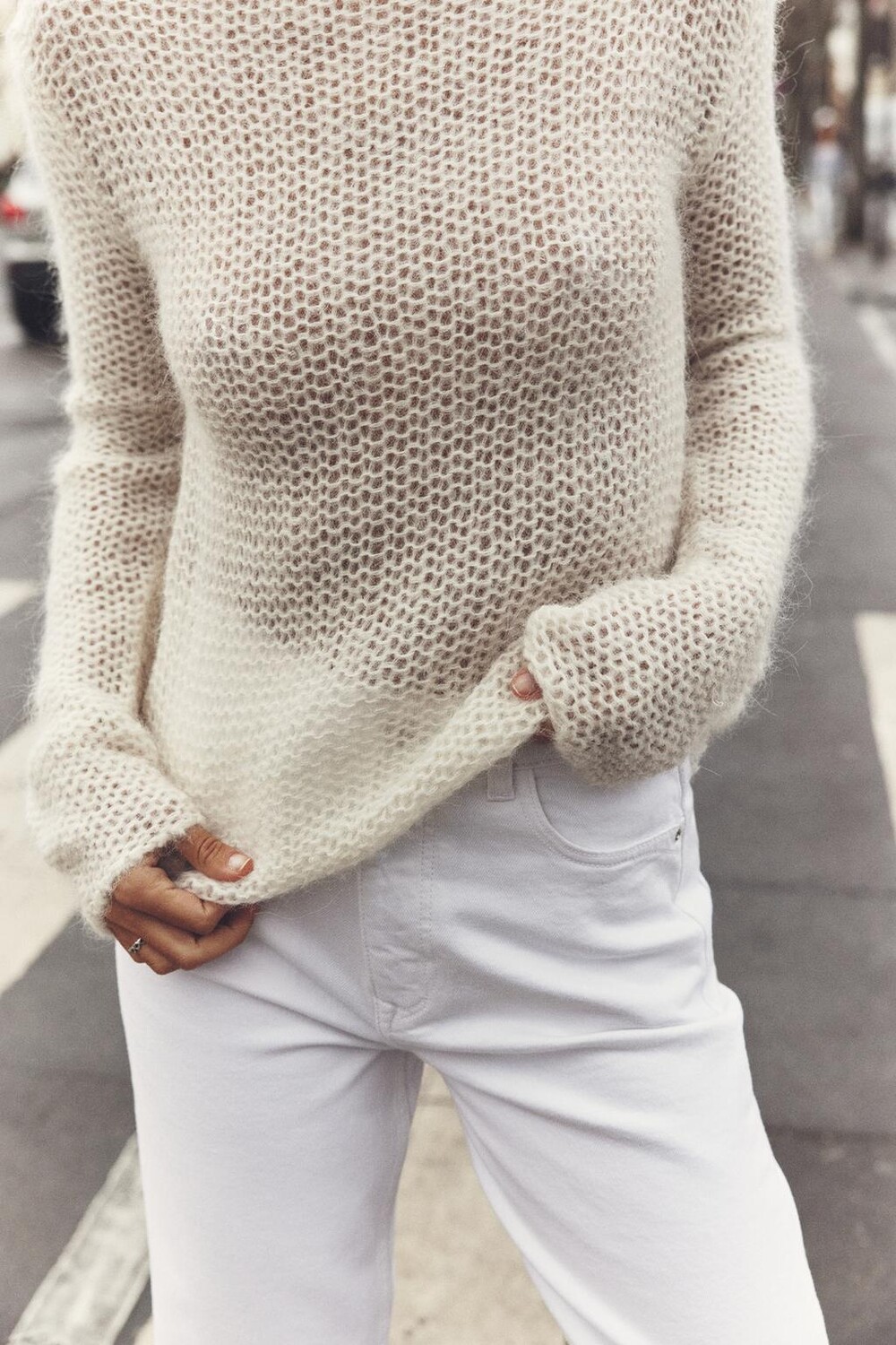

Свитер из альпаки открытого трикотажа ZARA, экрю
