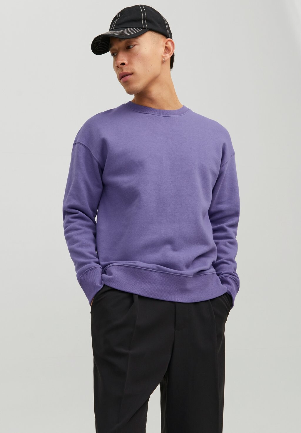 

Толстовка ESTAR BASIC CREW NECK Jack & Jones, сумеречный фиолетовый