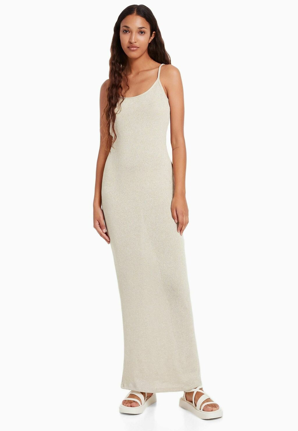 

Длинное платье Bershka
