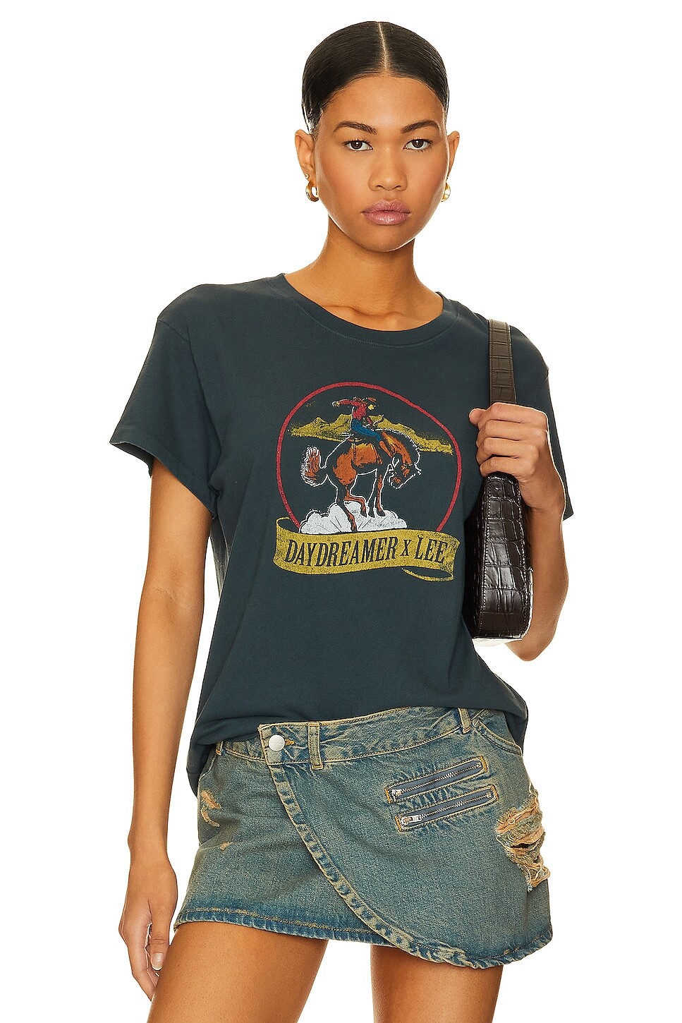 

Футболка DAYDREAMER x Lee Bucking Bronco Tour, цвет Vintage Black