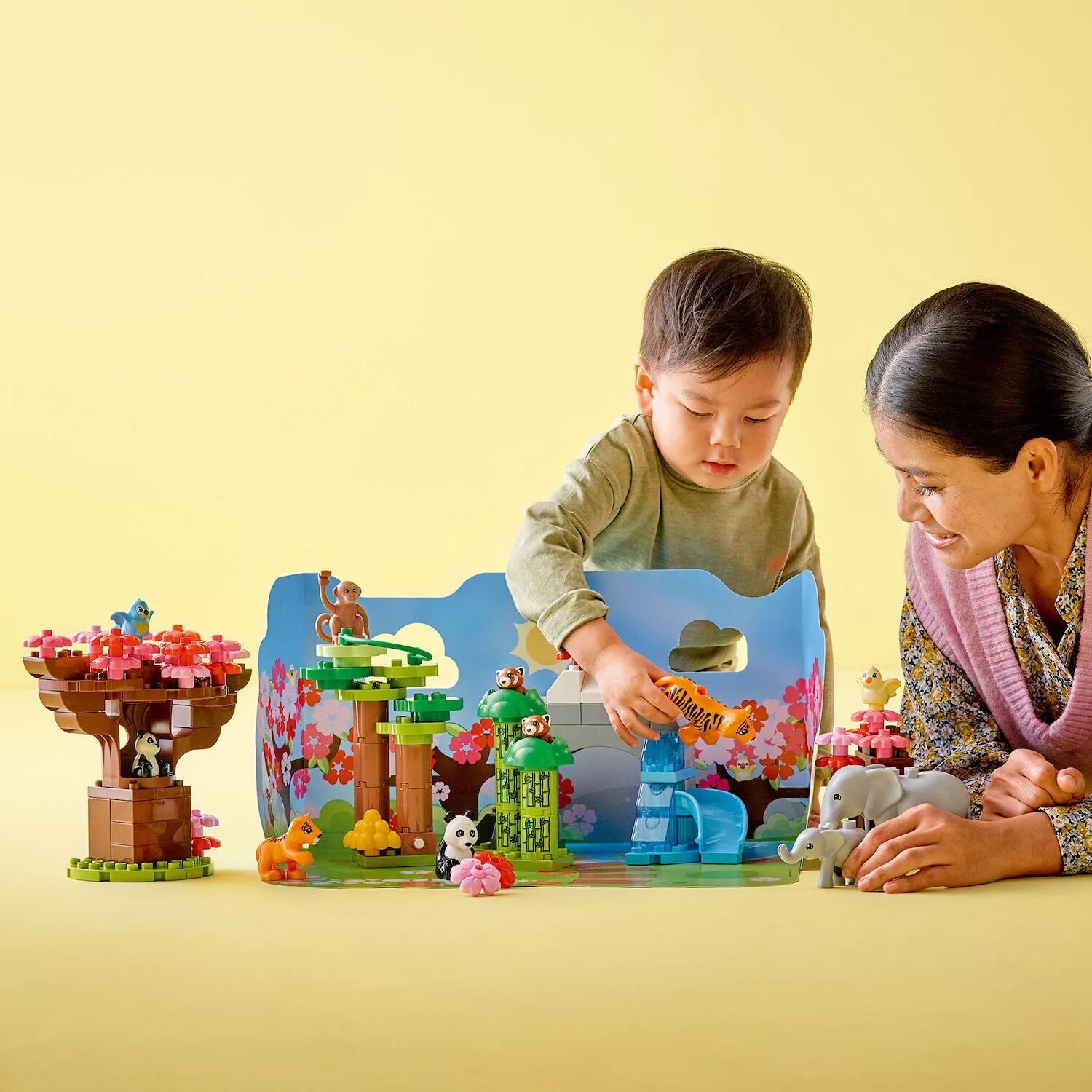 

Конструктор LEGO DUPLO Wild Animals of Asia (10974) LEGO
