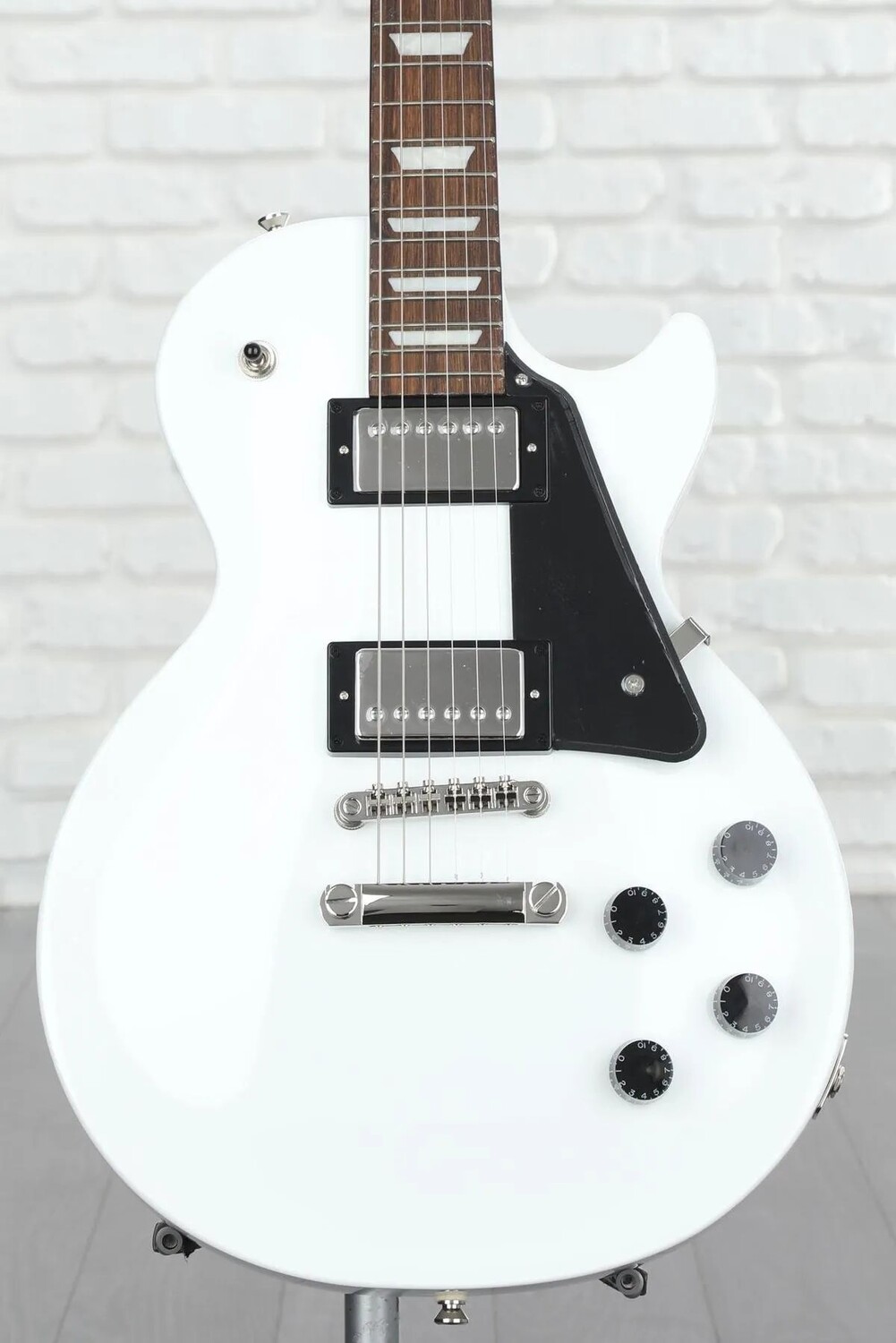 

Электрогитара Epiphone Les Paul Studio — альпийский белый