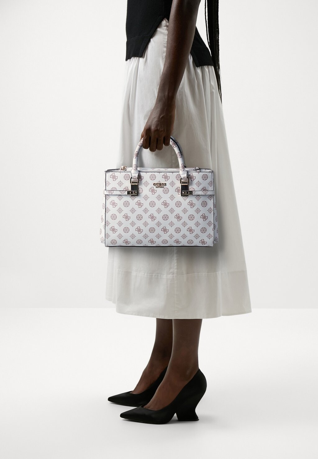 

Сумка LORALEE Guess, цвет white