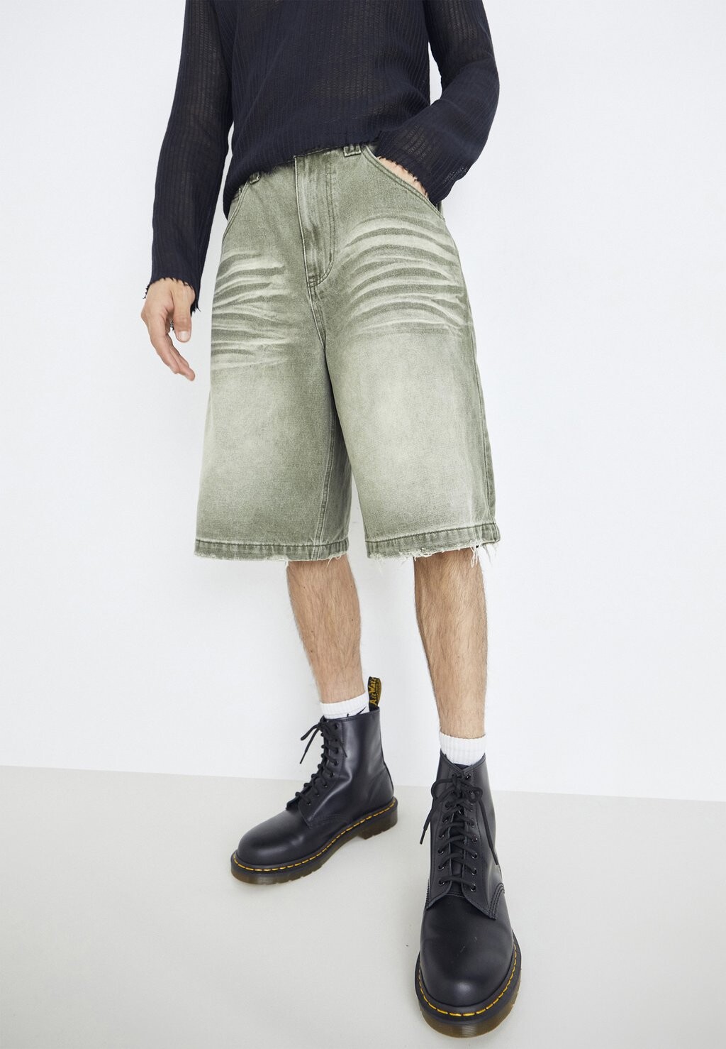 

Джинсовые шорты KHAKI COLOSSUS JORTS Jaded London, зеленый