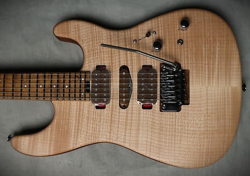 

Электрогитара Charvel Guthrie Govan Signature HSH Flame Maple 2023 Natural