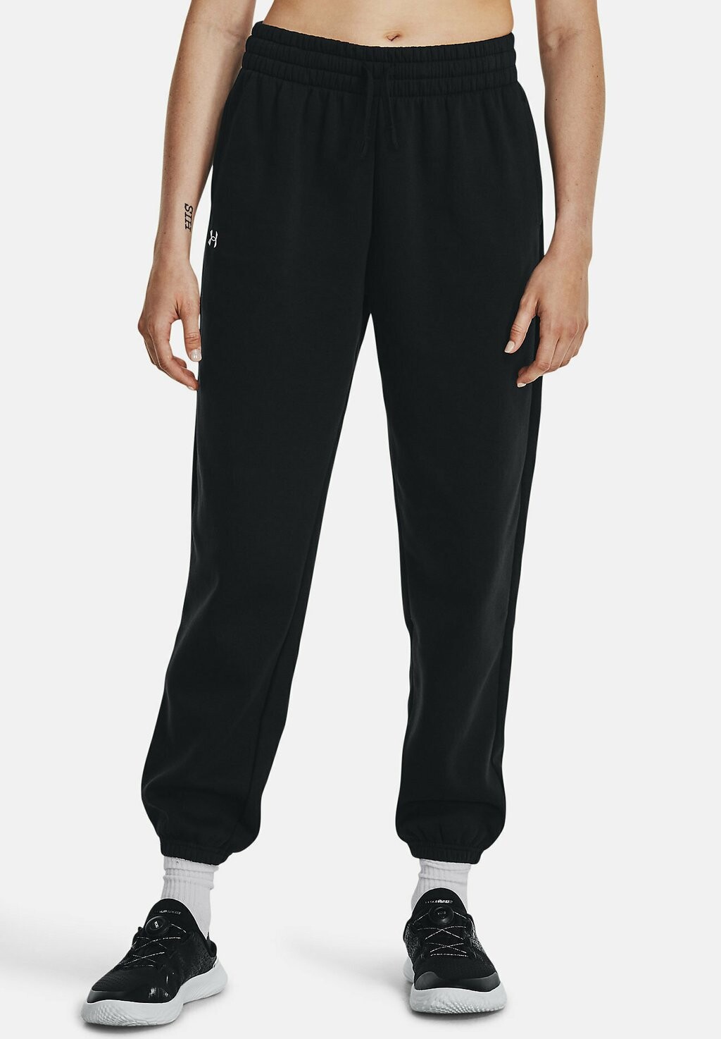 

Спортивные брюки RIVAL Under Armour, черный