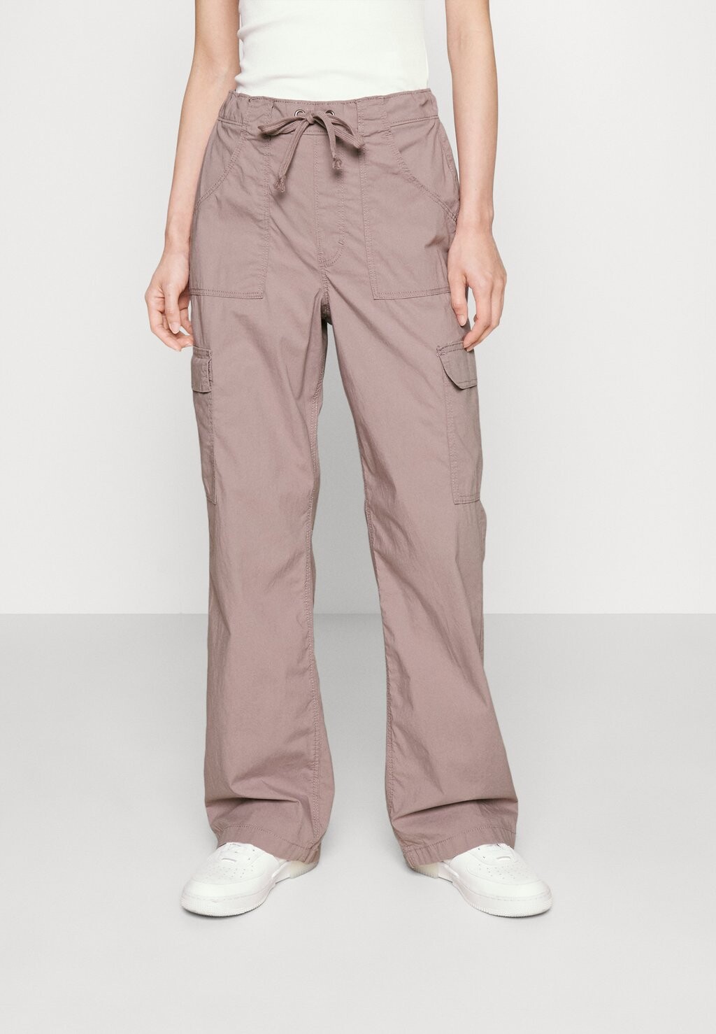 

Брюки карго Hollister Co.