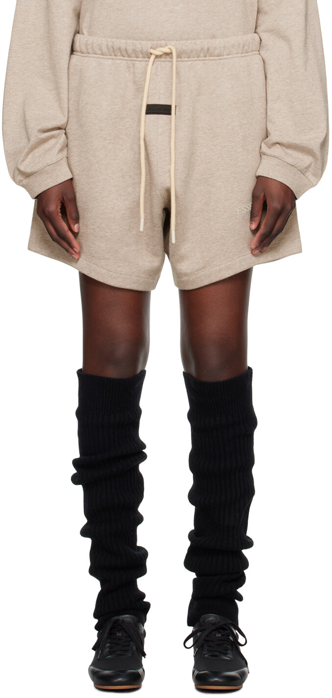 

Бежевые шорты на кулиске Fear of God ESSENTIALS