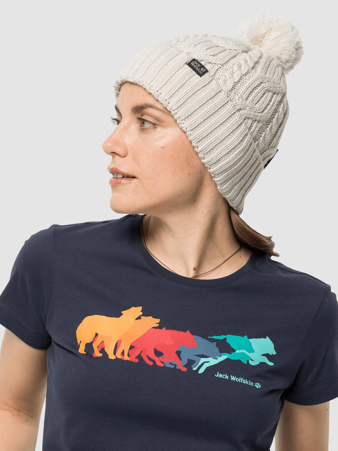 

Шапка Jack Wolfskin STORMLOCK POMPOM, бежевый