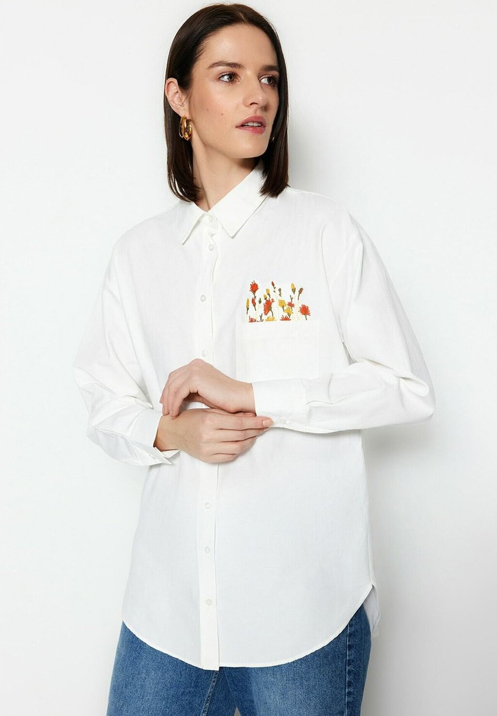 

Рубашка Trendyol Modest, кремовый