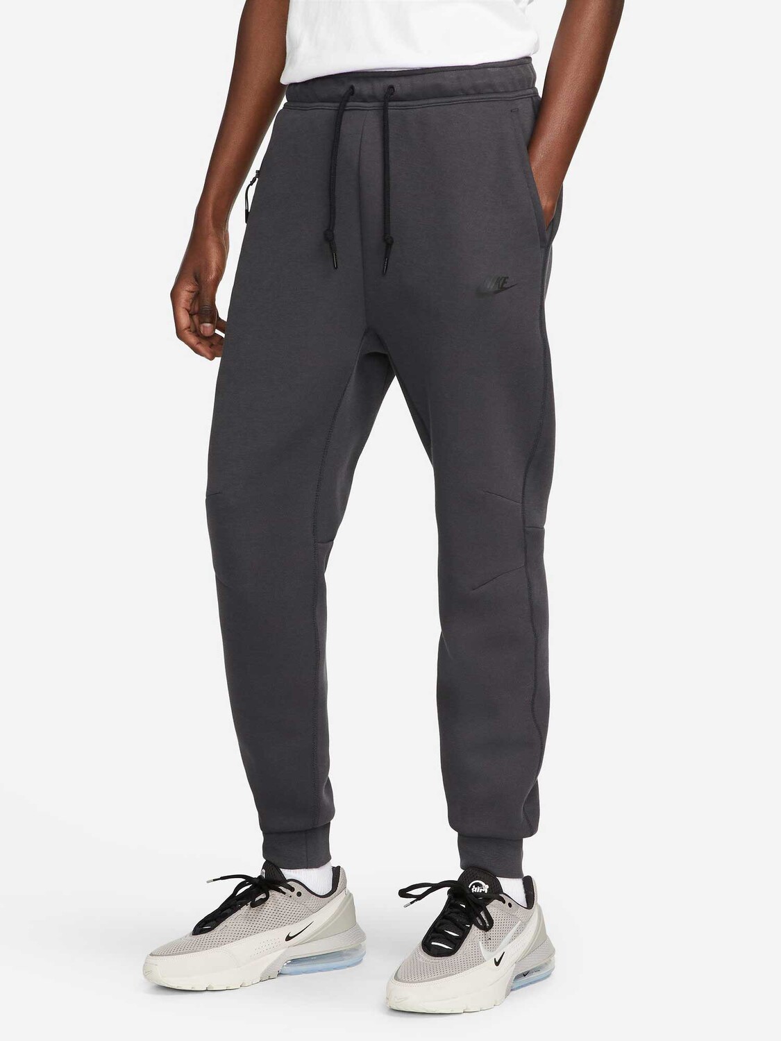 

Спортивные брюки Nike M NK TCH FLC JGGR, серый