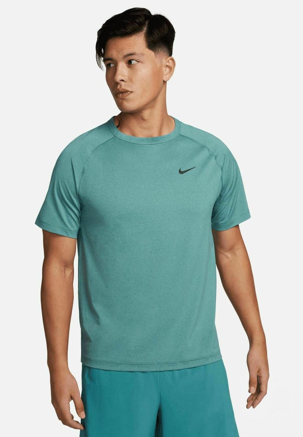 

Спортивная футболка Nike, бирюзовый