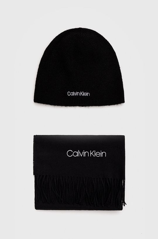 В комплекте с добавлением шерсти Calvin Klein, черный