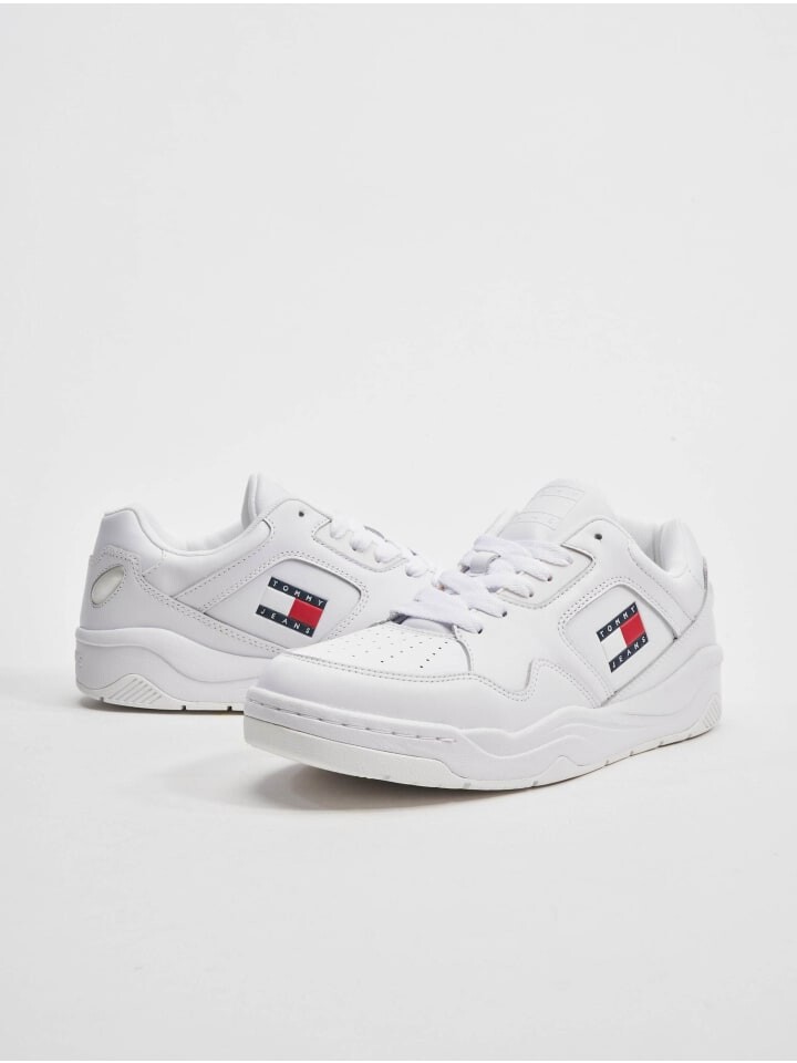 

Кроссовки на шнуровке Tommy Hilfiger, белый