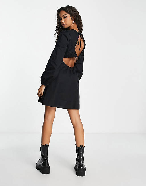 

Черное чайное платье из корсетного поплина Miss Selfridge