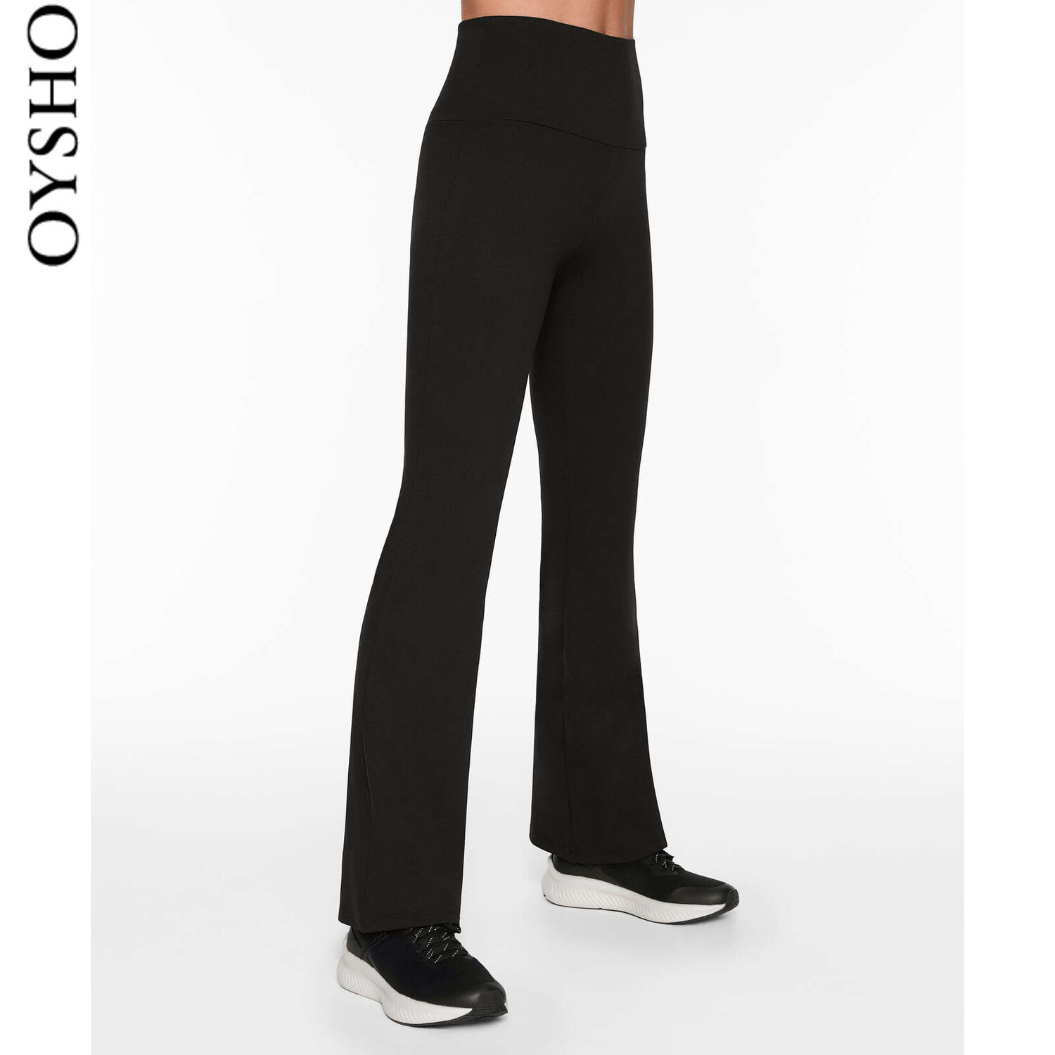 

Брюки Oysho спортивные, черный