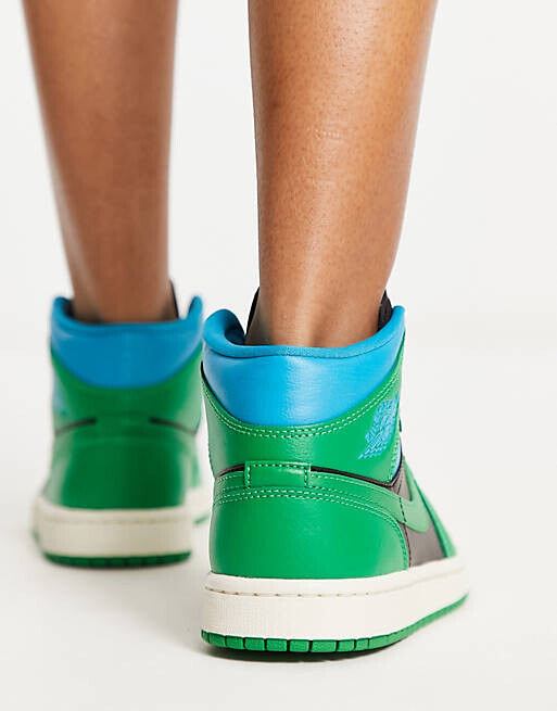 

Зеленые кроссовки Jordan AJ1 Mid