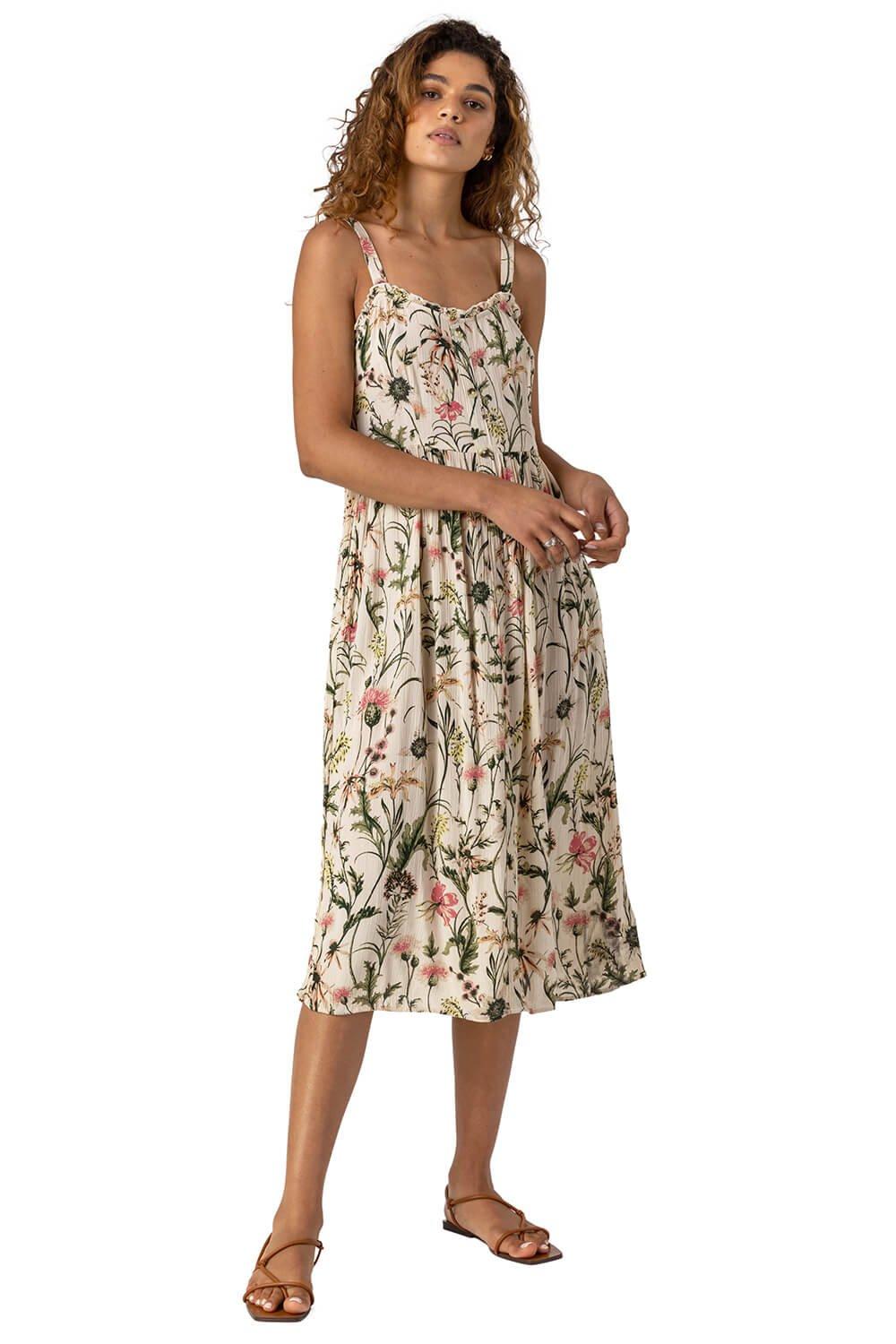 цена Солнцезащитное платье на пуговицах с цветочным принтом Roman, белый