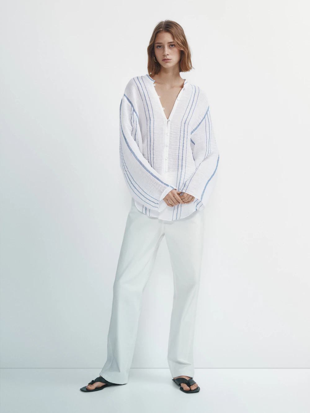

Рубашка из смешанного льна вафельного трикотажа Massimo Dutti, белый