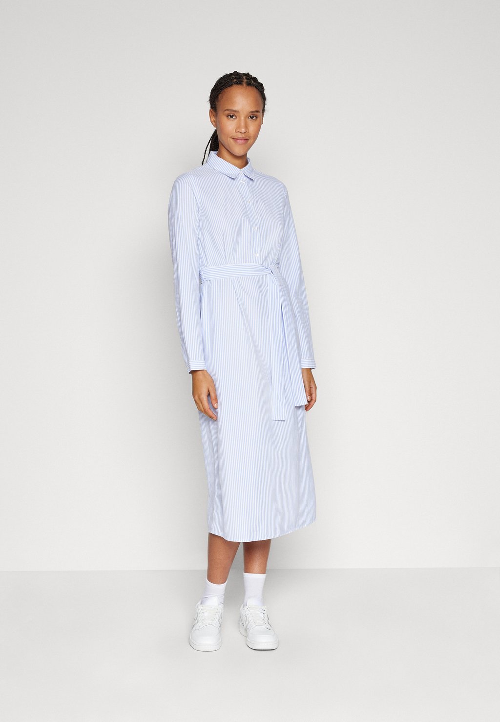 Платье-блузка VIMIE STRIPED SHIRT MIDI DRESS VILA, цвет snow white/blue