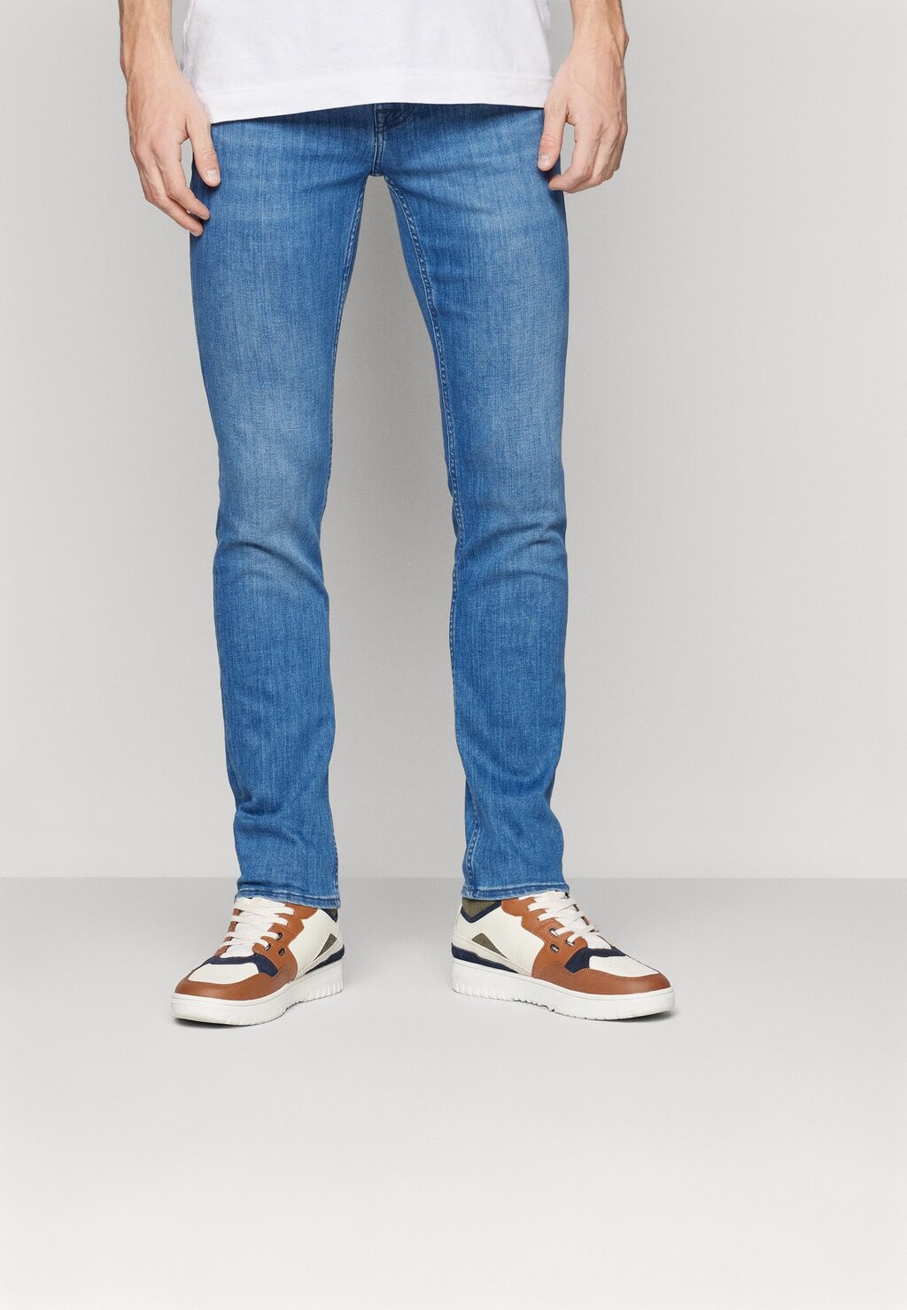 

Джинсы приталенного кроя SLIMMY TAPERED PERFORMANCE 7 for all mankind, синий