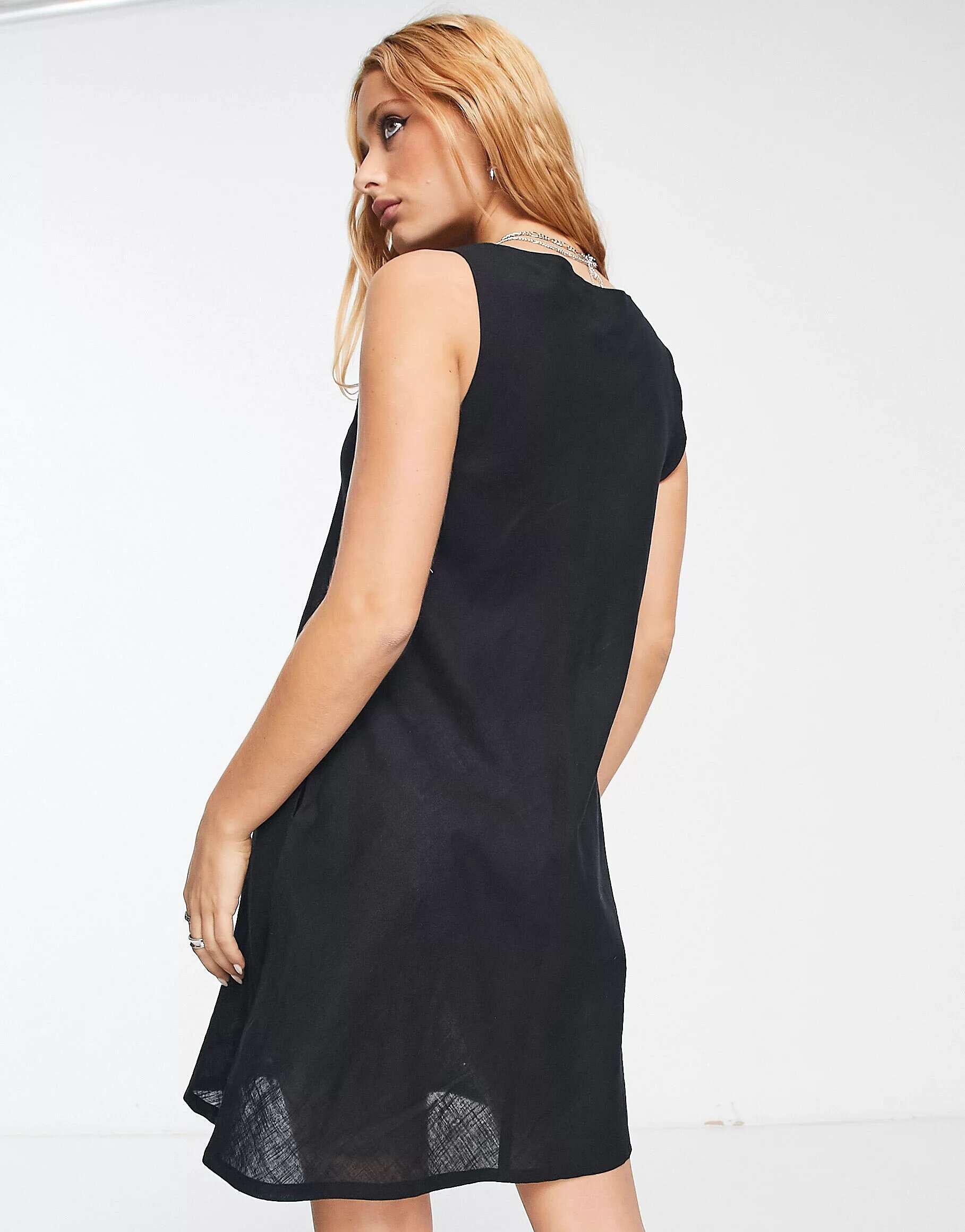 цена Черное мини-платье на пуговицах Bolongaro Trevor