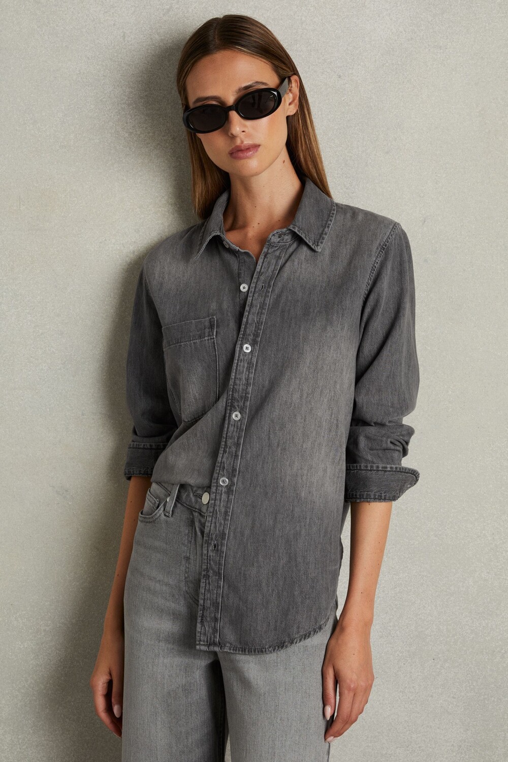 

Рубашка Poppie из денима в стиле casual Reiss, серый